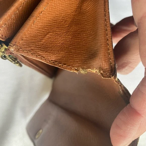 Louis Vuitton Sarah monogram wallet - Picture 10 of 15